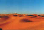 desert dunes libya.jpg (24850 bytes)